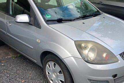 Ford Fiesta 183.000 km 1.990 &euro; Hanau 63450