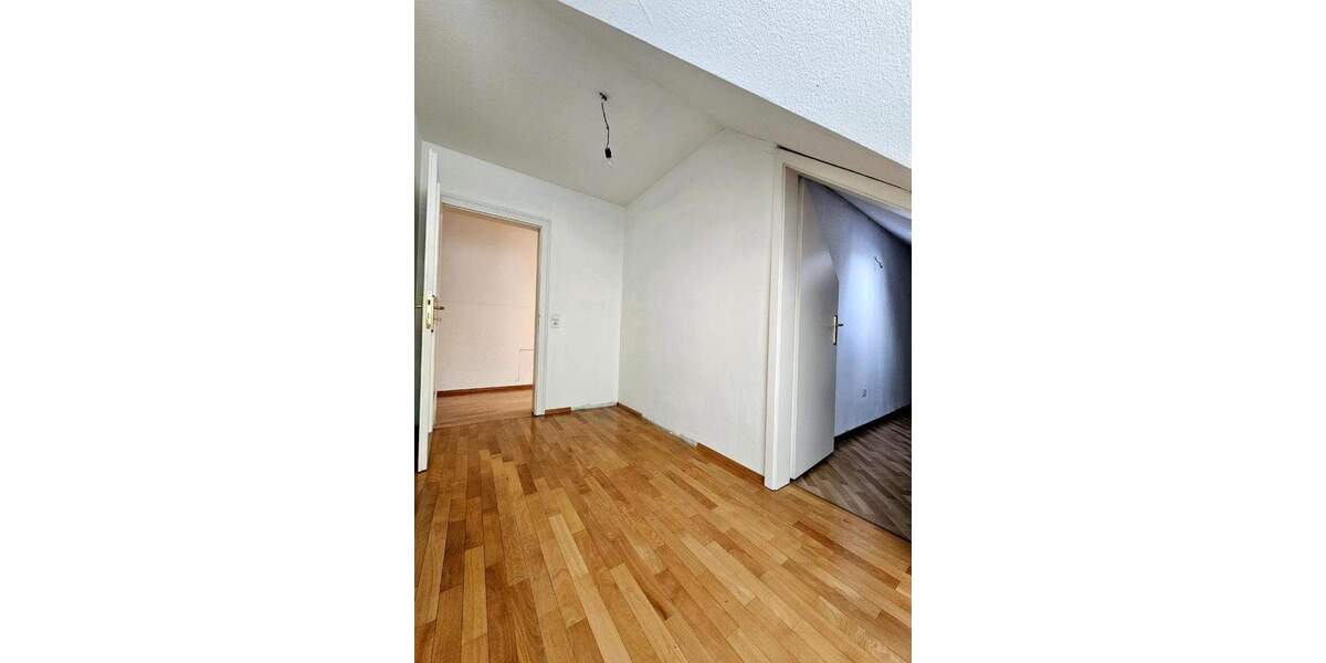 Einfamilienhaus Hösbach - 7 Zimmer, 211 m&sup2;, 860.000&euro; | Angebot:25666863