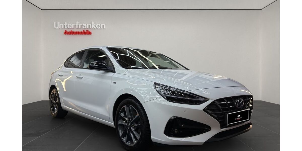 Hyundai i30 110.900 km 15.980 &euro; Aschaffenburg 63743