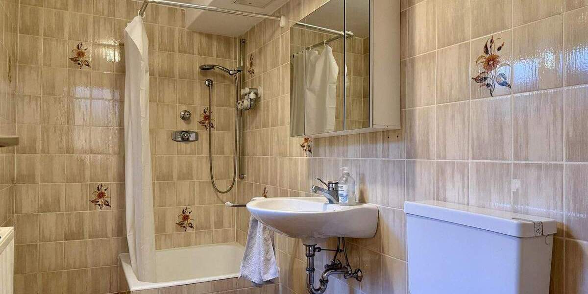 Mehrfamilienhaus, Wohnhaus Heusenstamm - 8 Zimmer, 226 m&sup2;, 899.000&euro; | Angebot:25696468