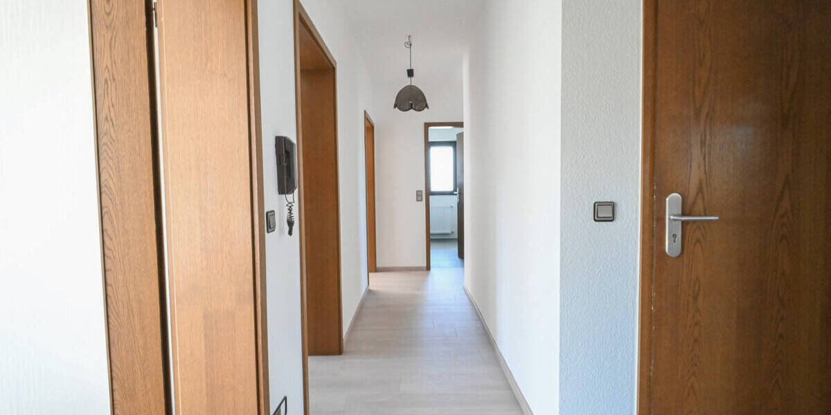 Etagenwohnung Großostheim - 4 Zimmer, 108 m&sup2;, 1.100&euro; | Angebot:26345554