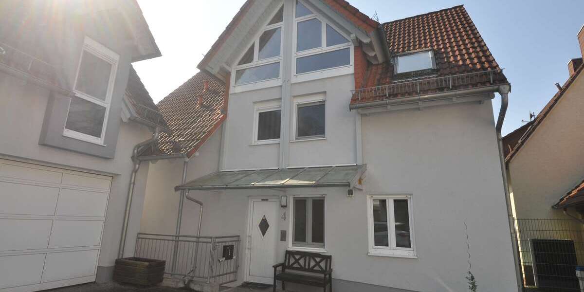 Einfamilienhaus Oberbessenbach Oberbessenbach - 5 Zimmer, 140 m&sup2;, 1.330&euro; | Angebot:24497389