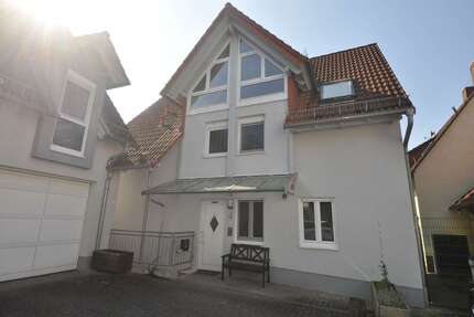 Haus Oberbessenbach Oberbessenbach - 5 Zimmer, 140 m&sup2;, 1.330&euro; | Angebot:24497389