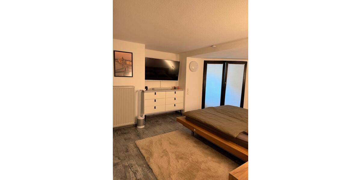 Etagenwohnung Kleinwallstadt - 3 Zimmer, 130 m&sup2;, 1.390&euro; | Angebot:25368790