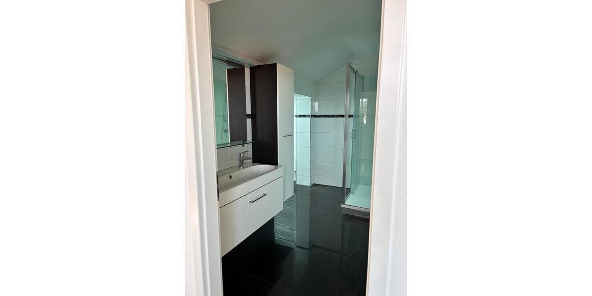 Dachgeschoßwohnung Freigericht - 2.5 Zimmer, 82 m&sup2;, 220.000&euro; | Angebot:26958582