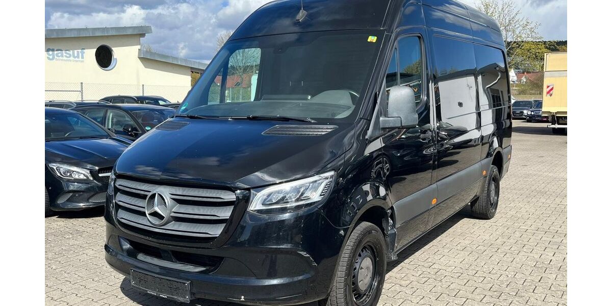 Mercedes-Benz Sprinter 295.000 km 26.999 &euro; Erlenbach/Main 63906