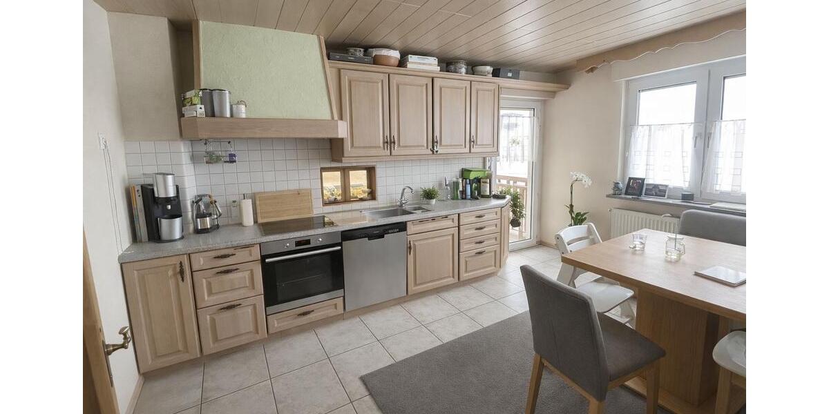 Etagenwohnung Flörsbachtal - 4 Zimmer, 100 m&sup2;, 650&euro; | Angebot:26039779