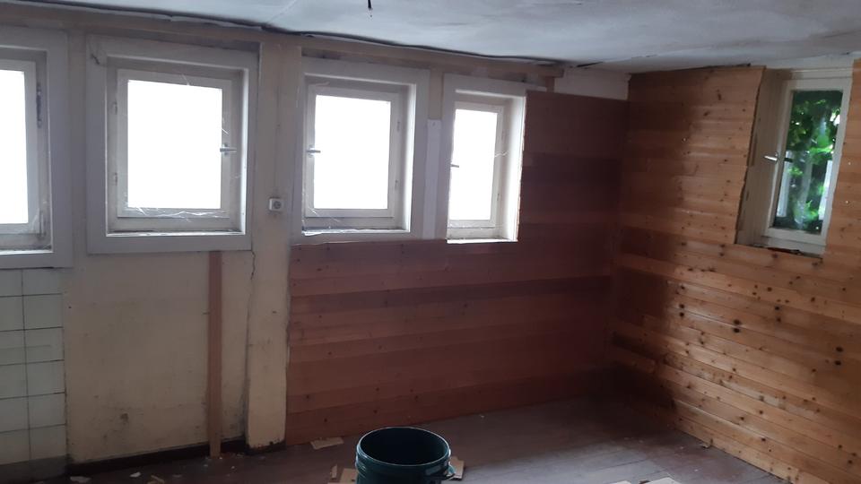 Einfamilienhaus Babenhausen - 9 Zimmer, 185 m&sup2;, 168.000&euro; | Angebot:21756911