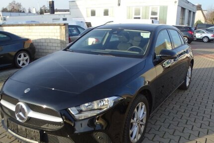 Mercedes-Benz A 250 e Navigation, aktiver Parkassist, AppleCarpl 51.538 km 20.890 &euro; Rodgau 63110