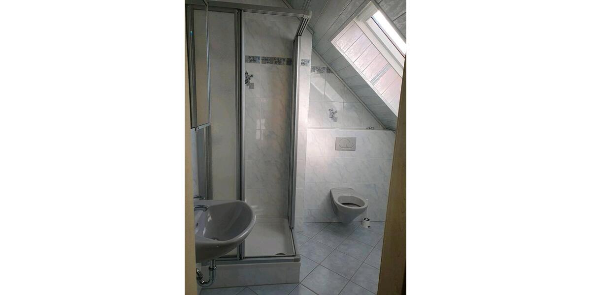 Doppelhaushälfte Großkrotzenburg - 6 Zimmer, 200 m&sup2;, 1.800&euro; | Angebot:26339630