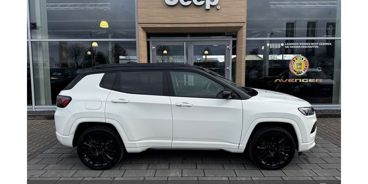 Jeep Compass 49.350 km 29.890 &euro; Aschaffenburg 63741