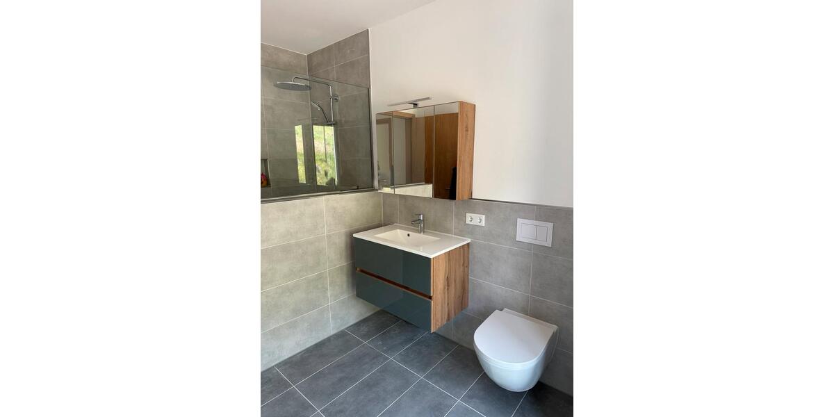 Etagenwohnung Großheubach - 2 Zimmer, 64 m&sup2;, 830&euro; | Angebot:25549103