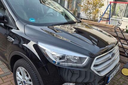 Ford Kuga 124.000 km 14.000 &euro; Großkrotzenburg 63538