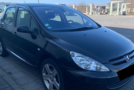 Peugeot 307 144.999 km 950 &euro; Eppertshausen 64859