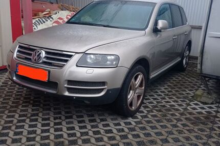 VW Touareg 276.000 km 5.555 &euro; Schaafheim 64850