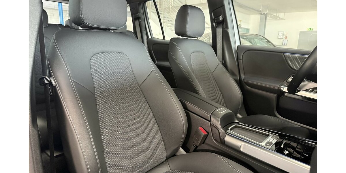 Mercedes-Benz GLB 250 4M DISTRONIC-360- KEYLESS- MBUX PREMIUM! 8.213 km 44.999 &euro; Groß-Umstadt 64823