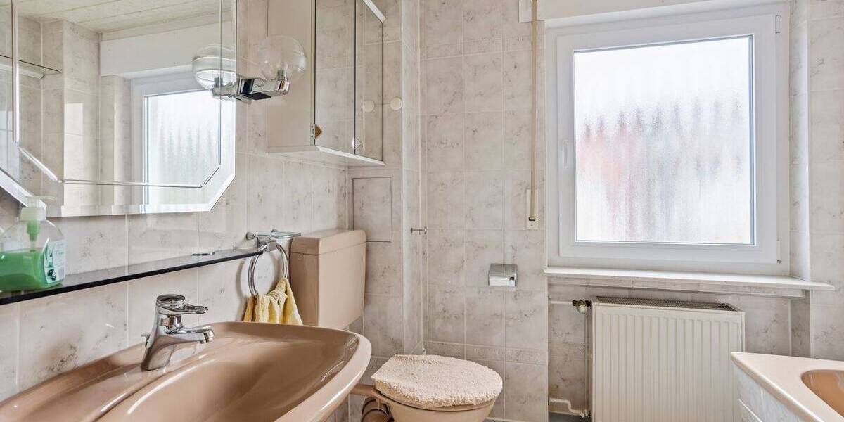 Mehrfamilienhaus, Wohnhaus Gelnhausen Höchst - 6 Zimmer, 219 m&sup2;, 395.000&euro; | Angebot:25742091