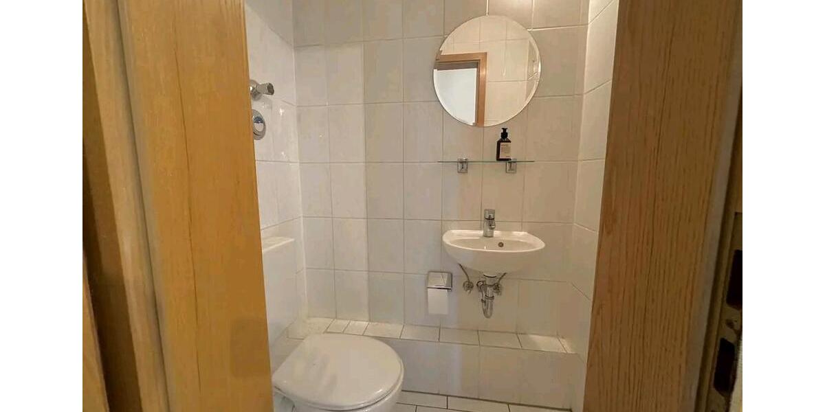 Dachgeschoßwohnung Langenselbold - 2 Zimmer, 84 m&sup2;, 195.000&euro; | Angebot:25221642