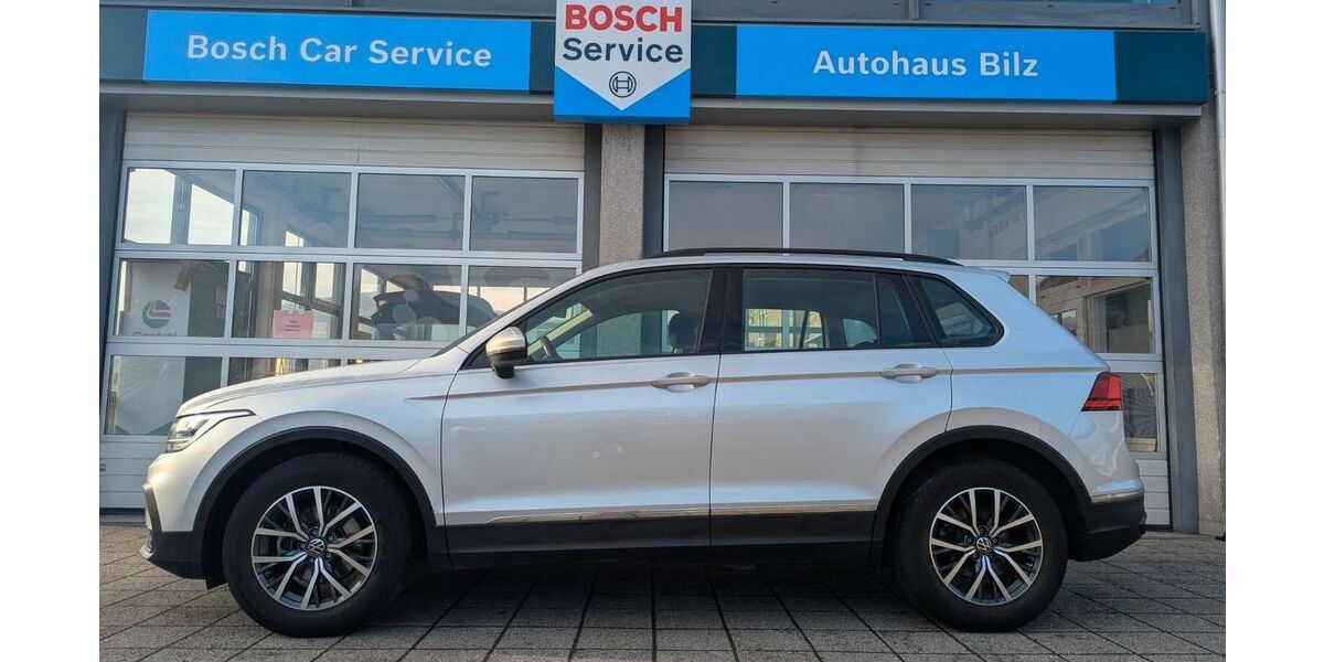 VW Tiguan 29.000 km 24.420 &euro; Collenberg 97903