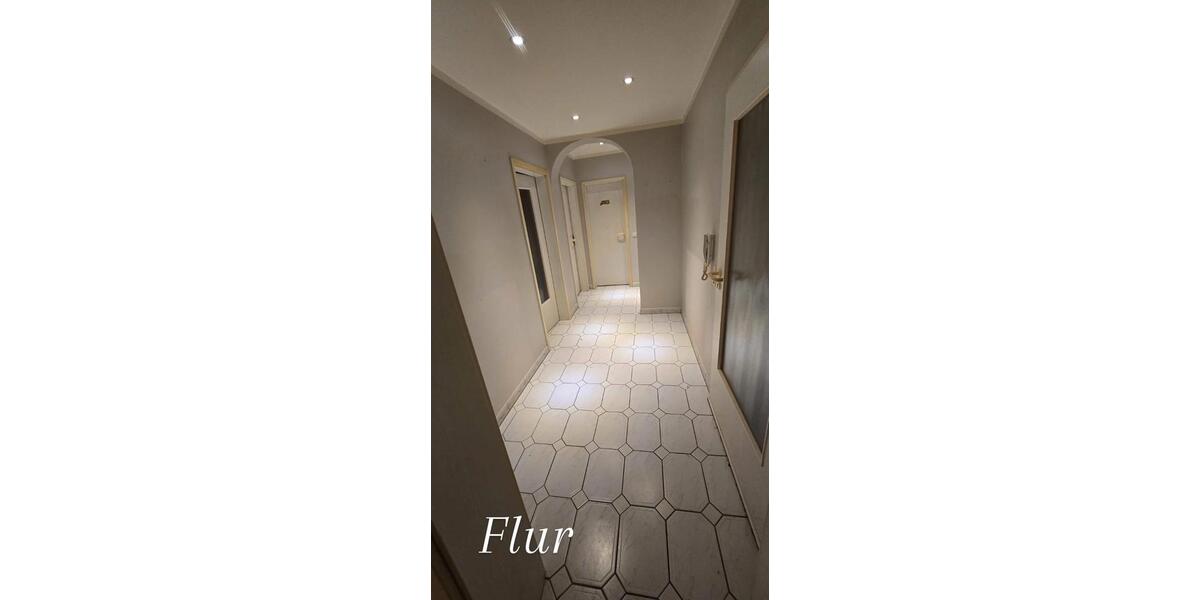 Erdgeschoßwohnung Hanau Großauheim - 3 Zimmer, 85 m&sup2;, 1.350&euro; | Angebot:26600853