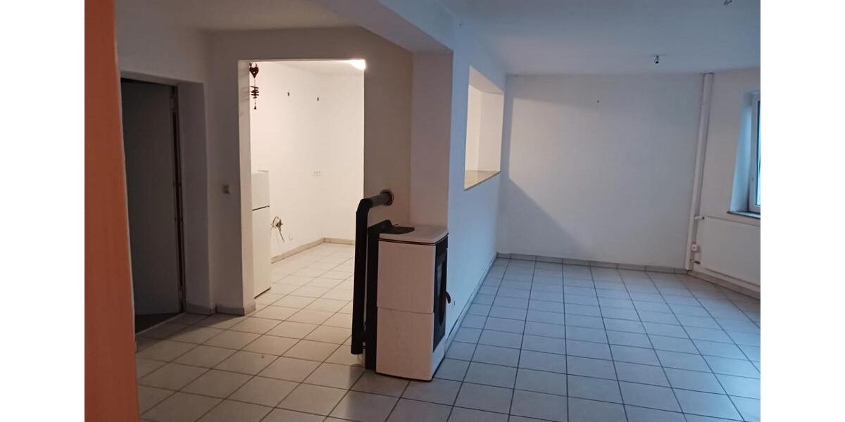 Einfamilienhaus Breuberg - 10 Zimmer, 370 m&sup2;, 440.000&euro; | Angebot:26256008