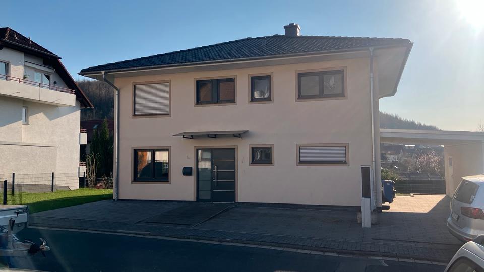 Einfamilienhaus Gelnhausen - 6 Zimmer, 180 m&sup2;, 2.700&euro; | Angebot:26652053