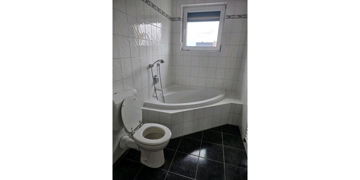 Etagenwohnung Aschaffenburg Gailbach - 4 Zimmer, 101 m&sup2;, 340.000&euro; | Angebot:26990195