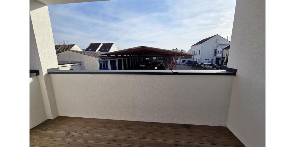 Etagenwohnung Elsenfeld - 3 Zimmer, 81 m&sup2;, 1.100&euro; | Angebot:24432876