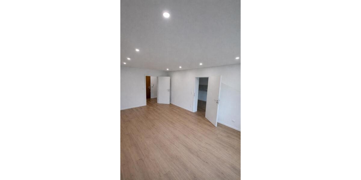 Etagenwohnung Maintal - 3.5 Zimmer, 75 m&sup2;, 1.200&euro; | Angebot:26034174