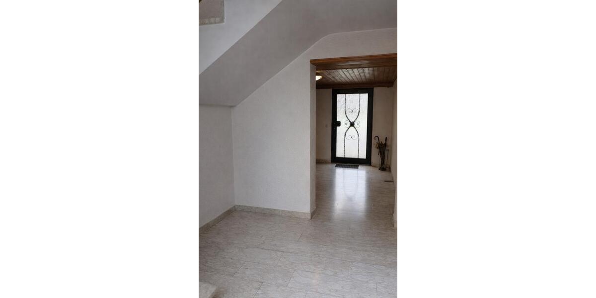 Erdgeschoßwohnung Weibersbrunn - 3 Zimmer, 103 m&sup2;, 830&euro; | Angebot:24728475