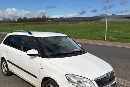 Skoda Fabia 188.200 km 2.990 &euro; Hanau 63452