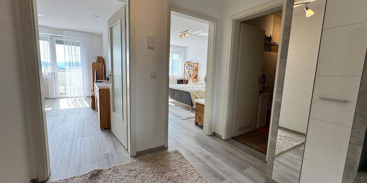 Etagenwohnung Bad König - 2 Zimmer, 63 m&sup2;, 137.000&euro; | Angebot:25698133