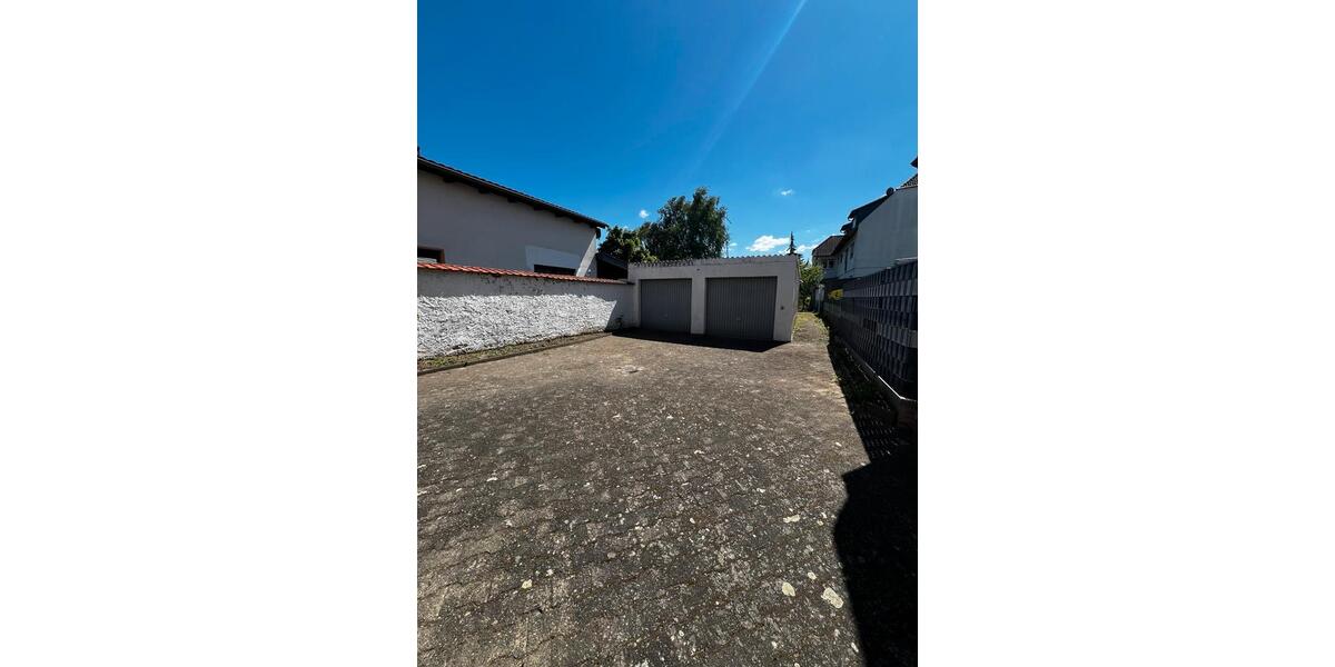 Einfamilienhaus Münster (Hessen) - 10 Zimmer, 195 m&sup2;, 2.425&euro; | Angebot:21530701