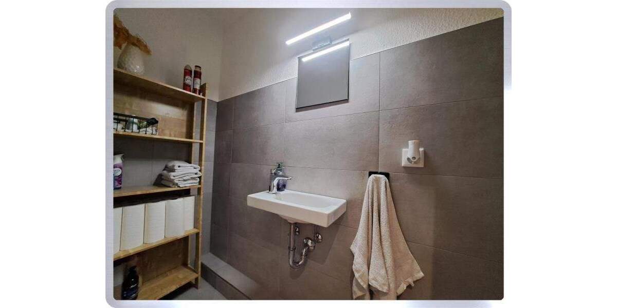 Etagenwohnung Rodgau Jügesheim - 4 Zimmer, 131 m&sup2;, 1.500&euro; | Angebot:25768997