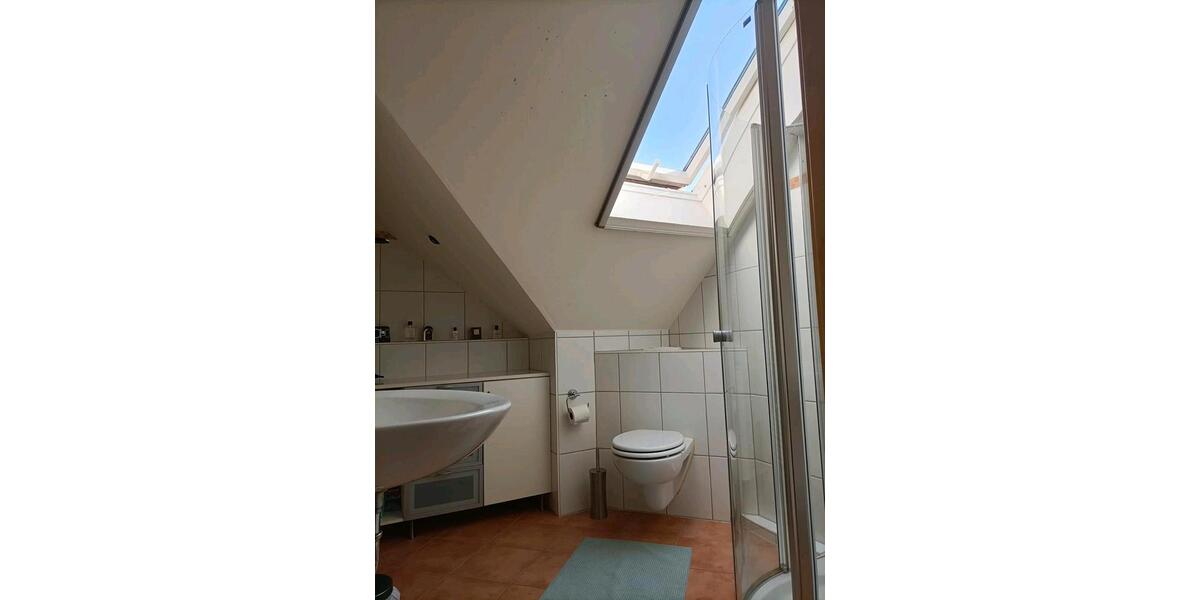 Dachgeschoßwohnung Großwallstadt - 2 Zimmer, 50 m&sup2;, 650&euro; | Angebot:25342304