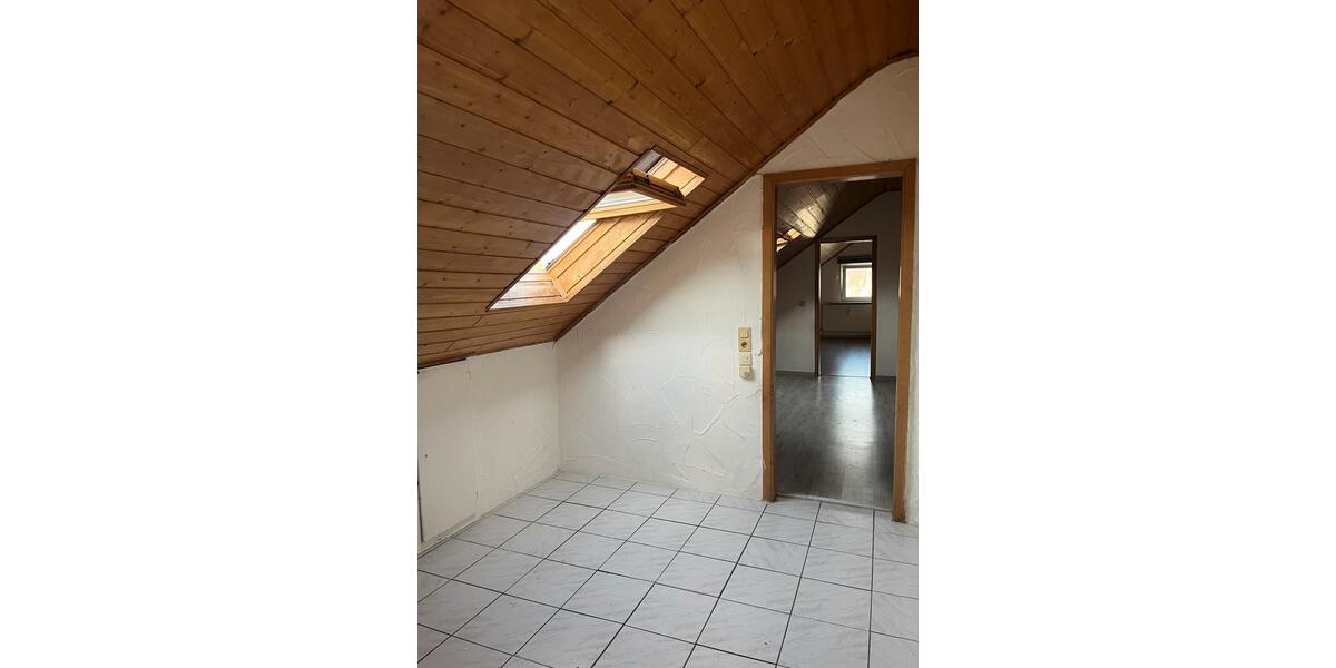 Dachgeschoßwohnung Karlstein am Main - 3 Zimmer, 120 m&sup2;, 850&euro; | Angebot:26291891