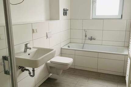 Wohnung Hanau Innenstadt - 3 Zimmer, 87 m&sup2;, 1.050&euro; | Angebot:26472551