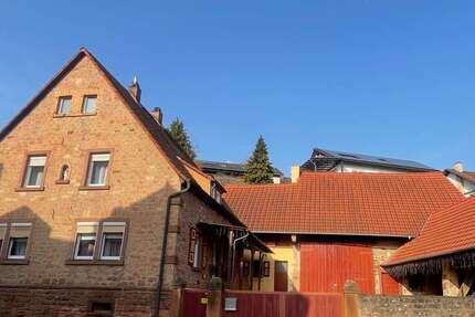 Haus Hausen - 6 Zimmer, 138 m&sup2;, 298.000&euro; | Angebot:24452445