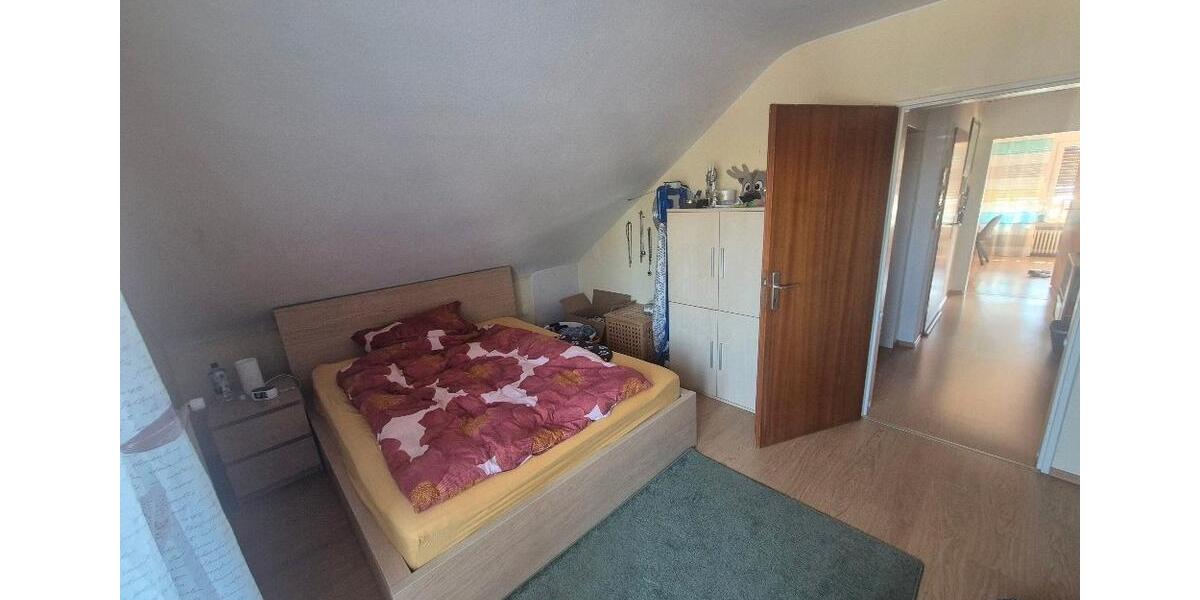 Dachgeschoßwohnung Babenhausen - 3 Zimmer, 76 m&sup2;, 830&euro; | Angebot:26221990