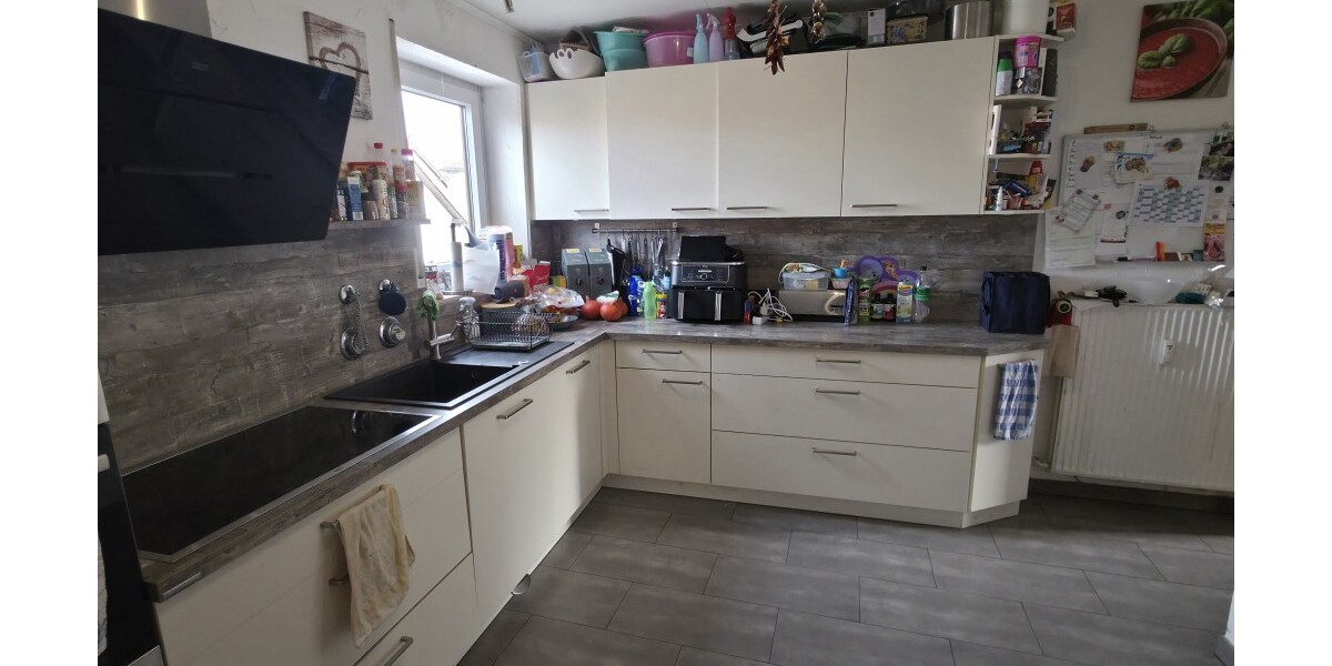 *Großzügige 6-Zi.-Maisonette-Wohnung mit großer Dachterrasse in ruhiger Wohnlage von Mühlheim (OT)* - Maisonettenwohnung Mühlheim | Angebot:23809473