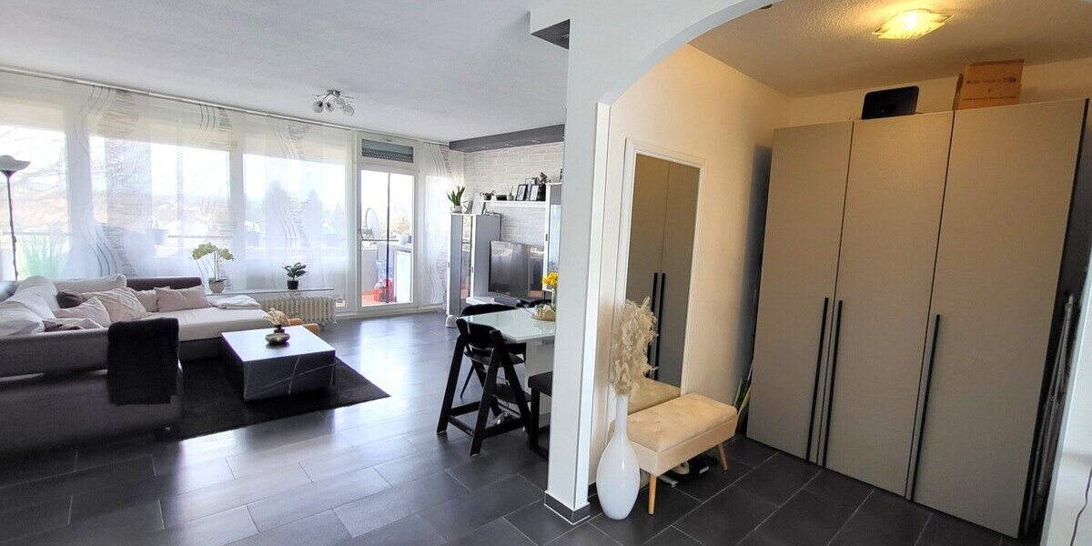 Modern sanierte 3 Zimmer-ETW in Ruhe und Blicklage - Etagenwohnung Bruchköbel | Angebot:26348249