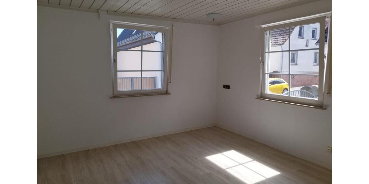 Einfamilienhaus Großostheim - 9 Zimmer, 250 m&sup2;, 585.000&euro; | Angebot:26973812