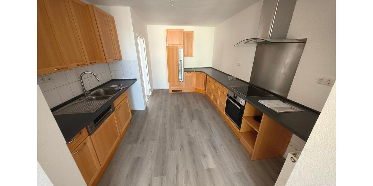Etagenwohnung Langenselbold - 4 Zimmer, 108 m&sup2;, 870&euro; | Angebot:25431406
