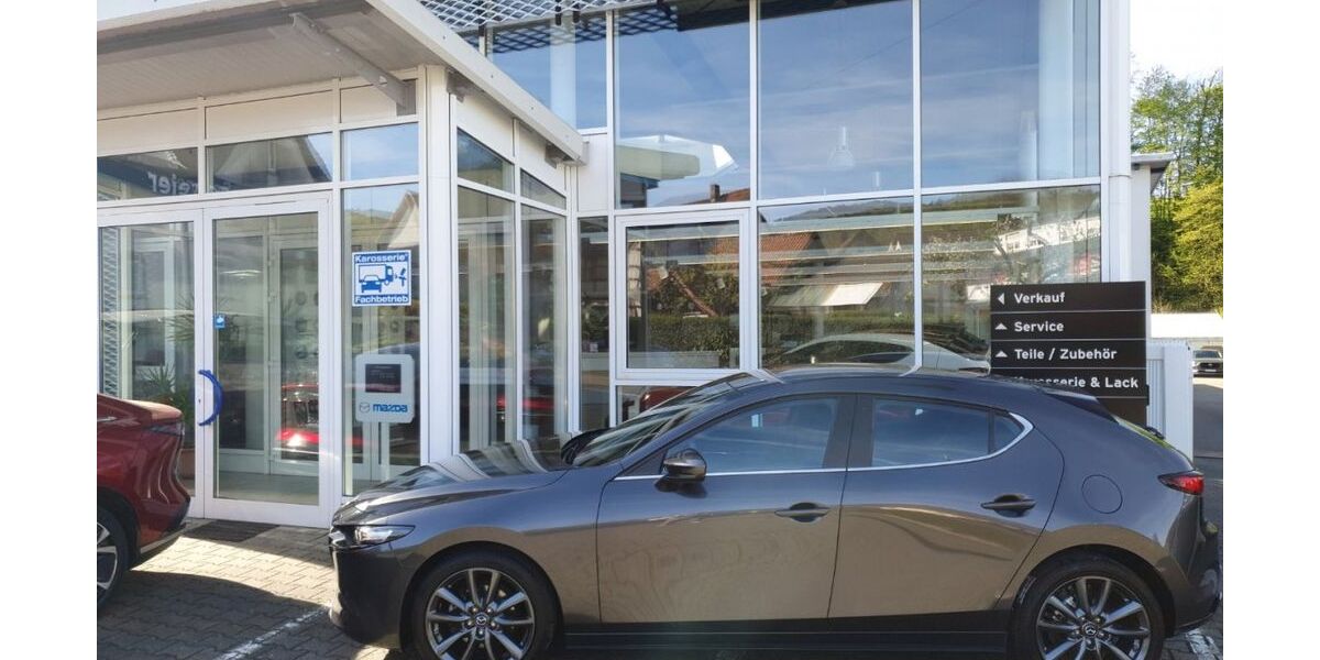 Mazda 3 43.800 km 18.950 &euro; Biebergemünd-Bieber 63599