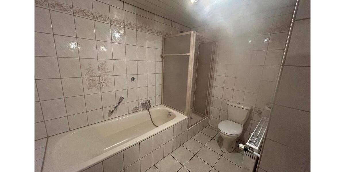 Erdgeschoßwohnung Bessenbach - 2 Zimmer, 135 m&sup2;, 1.100&euro; | Angebot:25722555