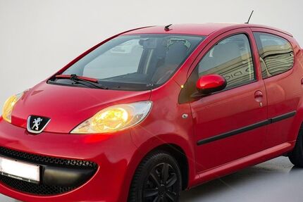Peugeot 107 120.000 km 4.999 &euro; Eppertshausen 64859