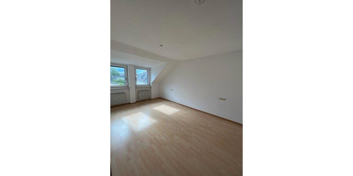 Dachgeschoßwohnung Elsenfeld - 3 Zimmer, 71 m&sup2;, 209.900&euro; | Angebot:27113872