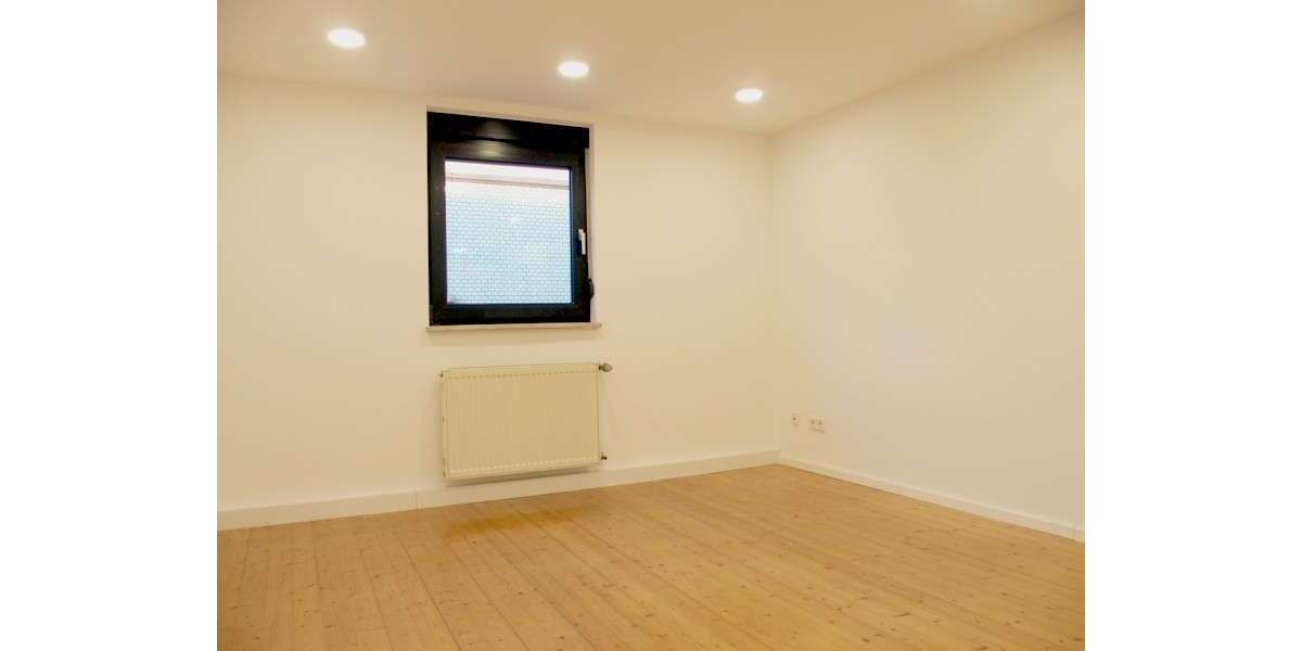 Einfamilienhaus Hösbach - 5 Zimmer, 147 m&sup2;, 1.500&euro; | Angebot:24816445