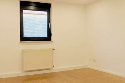 Haus Hösbach - 5 Zimmer, 147 m&sup2;, 1.500&euro; | Angebot:24816445