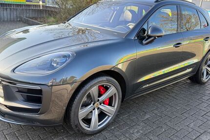 Porsche Macan 31.500 km 81.900 &euro; Gründau 63584